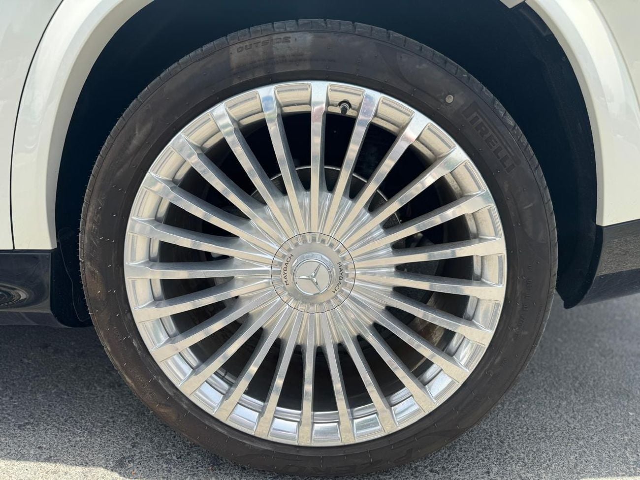 مرسيدس مايباخ gls600 مايباخ FULL OPTION MAYBACH GLS 600 2024