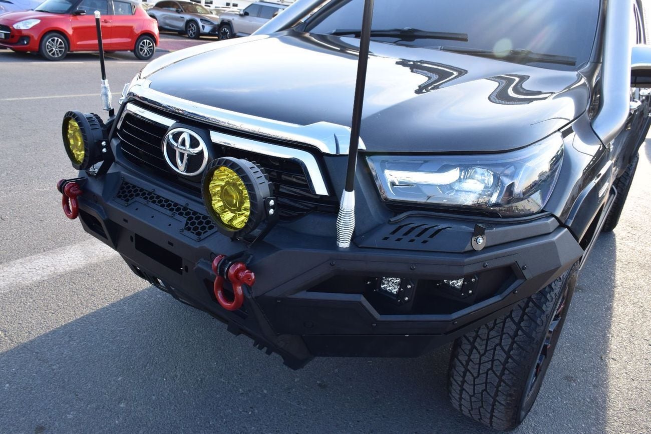 Toyota Hilux 4X4 (2.8L) DIESEL RIGHT HAND