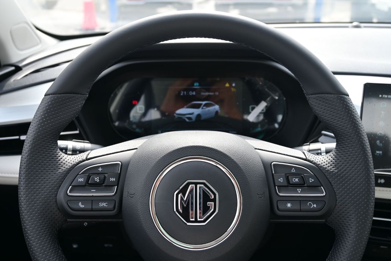 أم جي 5 MG5 1.5L, Petrol, FWD Model 2025 Color Black