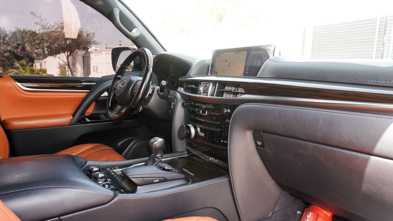 لكزس LX 570 Platinum 5.7L