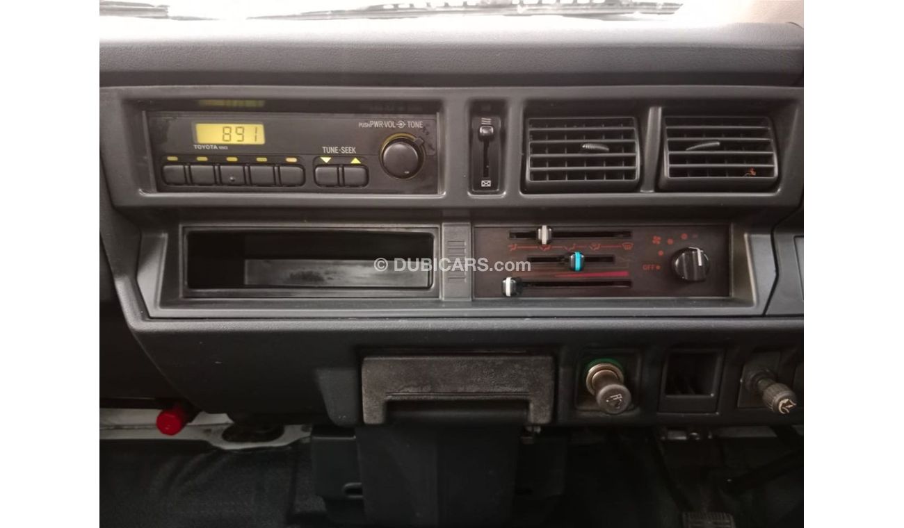 Toyota Lite Ace TOYOTA LITEACE PICK UP ROGHT HAND (PM1533)