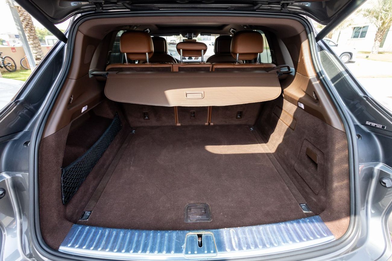 Porsche Cayenne Std 3.0L (340 HP)