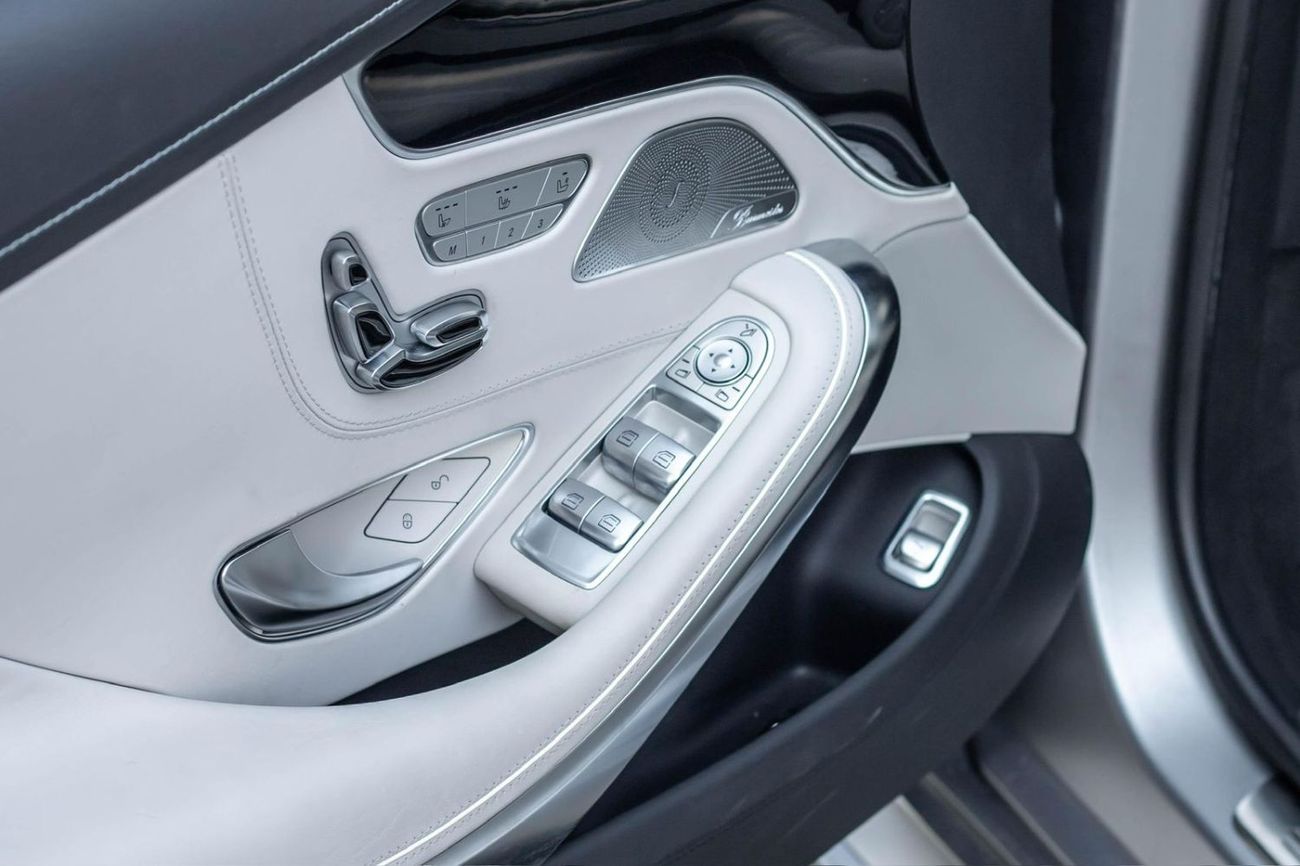 Mercedes-Benz S 63 AMG Coupe Mercedes-Benz S-Class S 63 4Matic