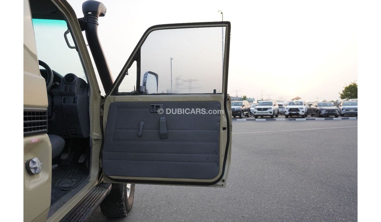 Toyota Land Cruiser Pick Up Hard Top