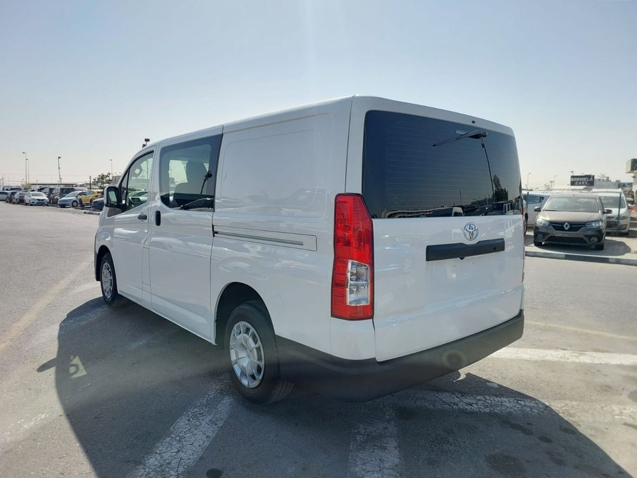 Toyota Hiace (RAMADAN OFFER) TOYOTA HIACE VAN RHD 2020 MODEL 2.8 L DIESEL AUTOMATIC(PM14560)