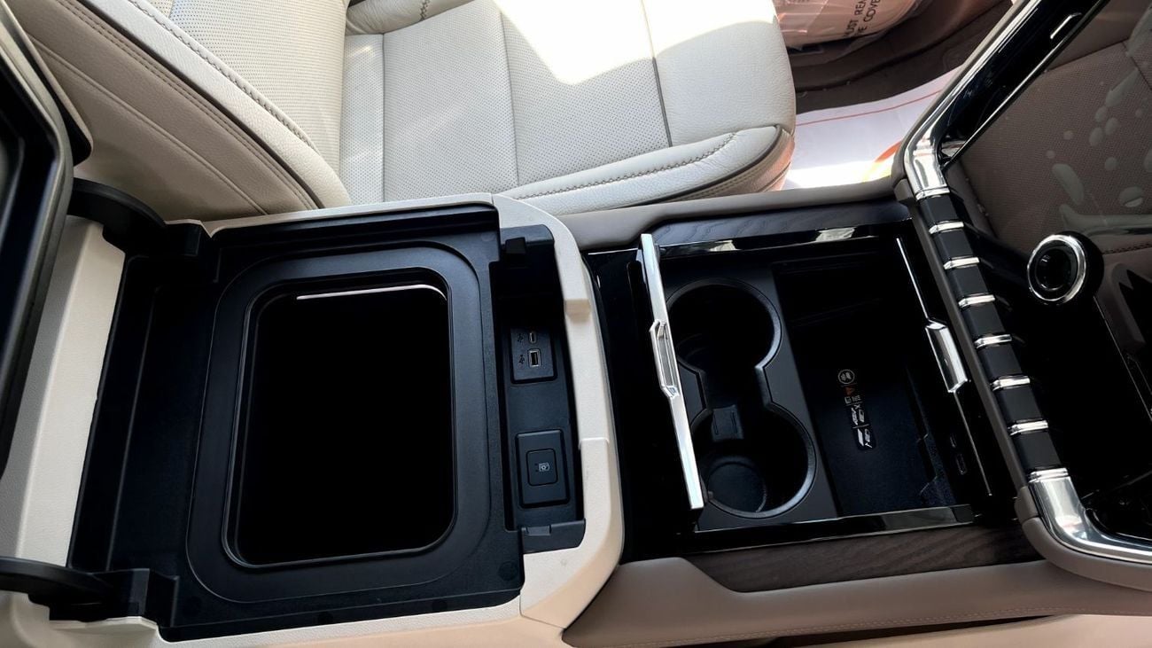 GMC Yukon 6.2 V8 Denali (AWD) GMC Yukon 4WD Denali with 24 inch Wheel - 2025 (Export)