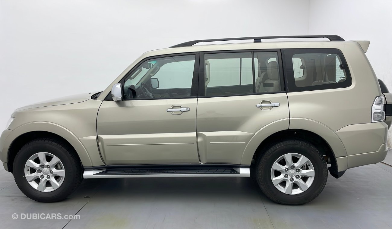 Mitsubishi Pajero GLS MIDLINE WITH SUNROOF 3.5 | Under Warranty | Inspected on 150+ parameters