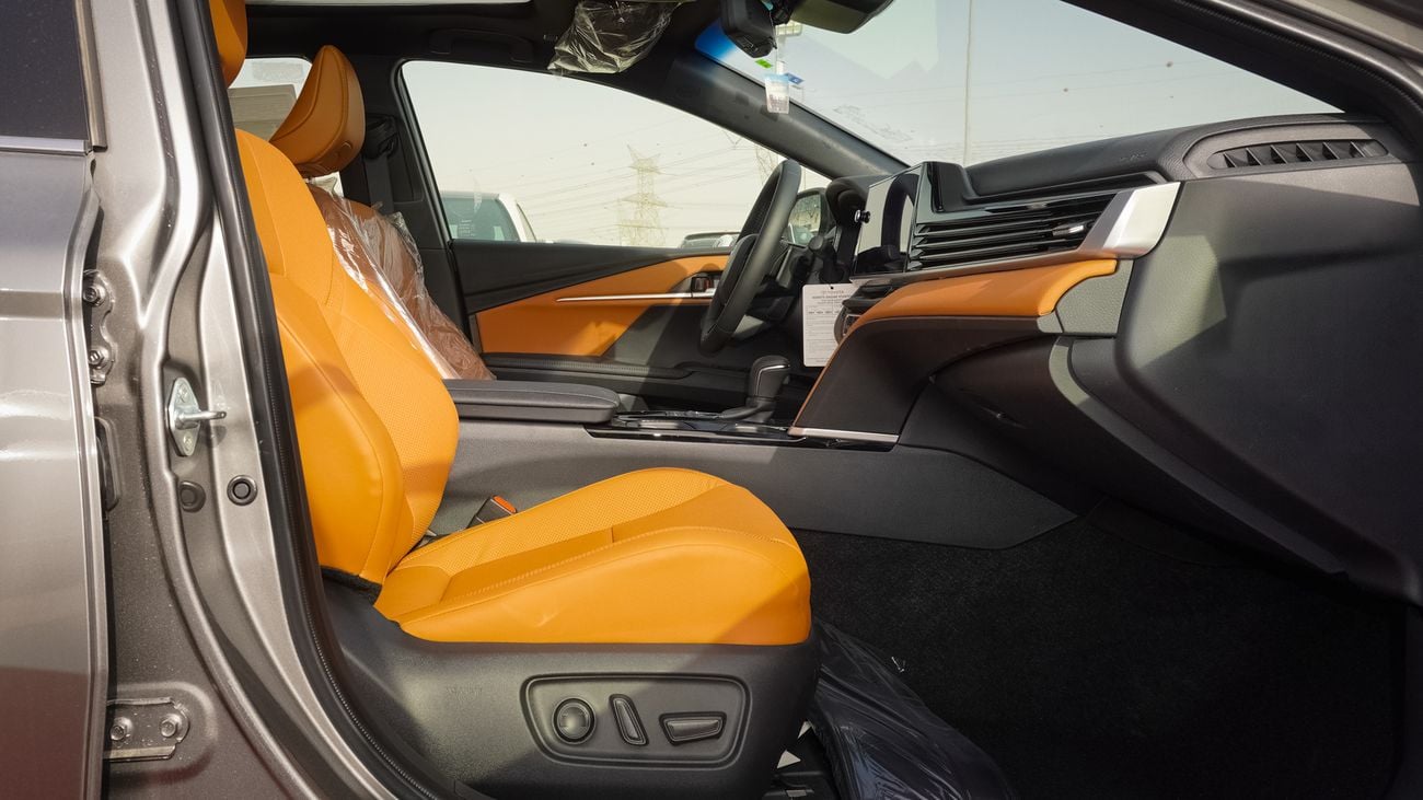 تويوتا كامري Lumiere 2.5L HEV