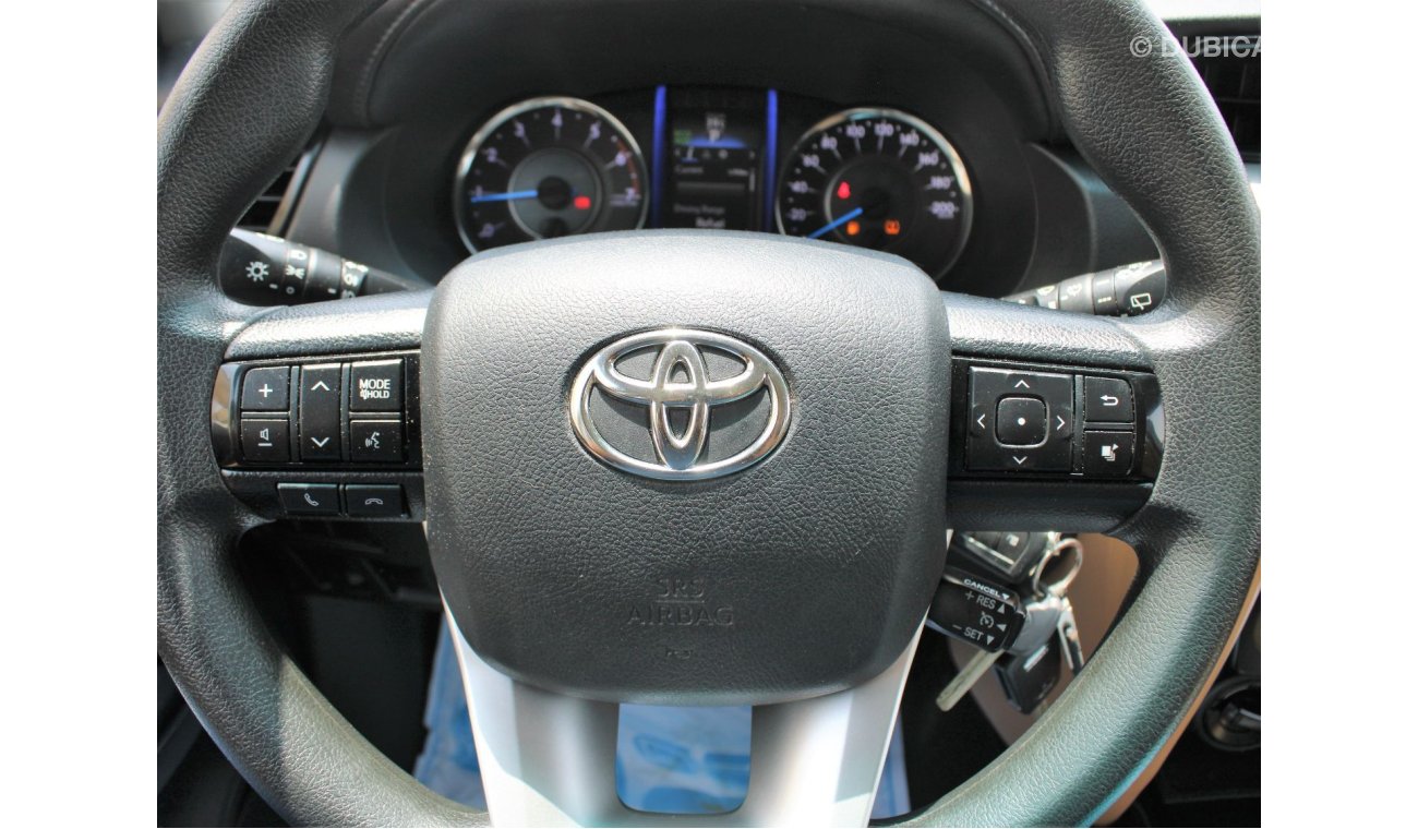 Toyota Fortuner GCC - 3 KEYS - ORIGINAL PAINT - ACCIDENTS FREE - CAR IS IN PERFECT CONDITION INSIDE OUT