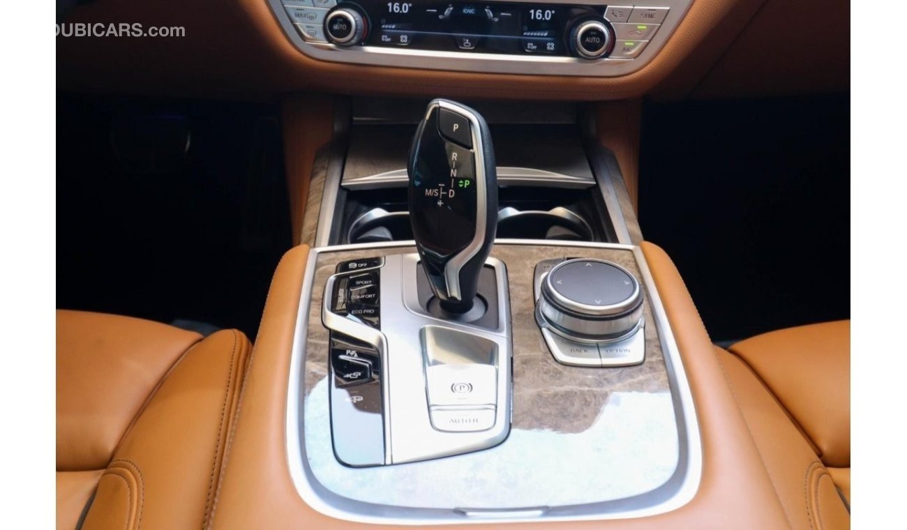 BMW 730Li G12