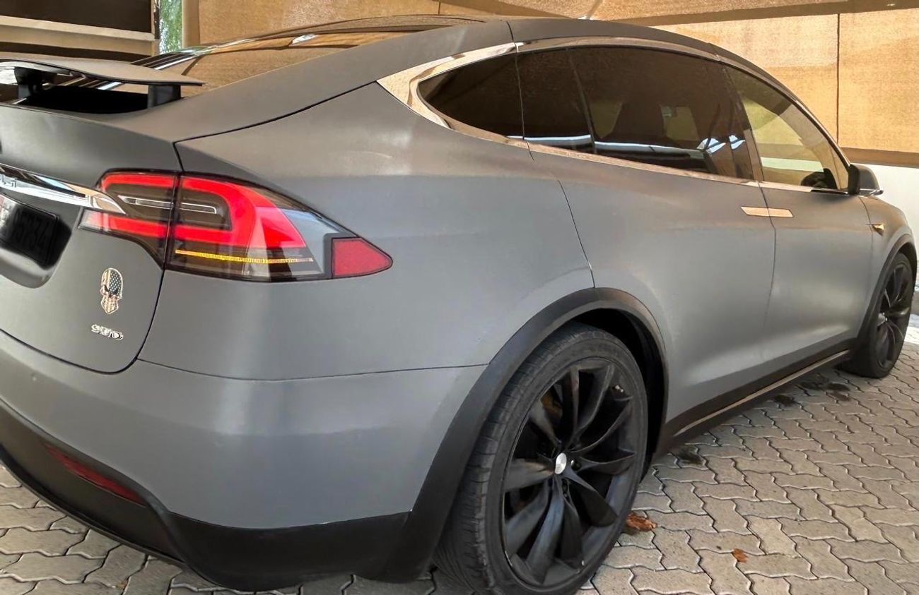 Tesla Model X