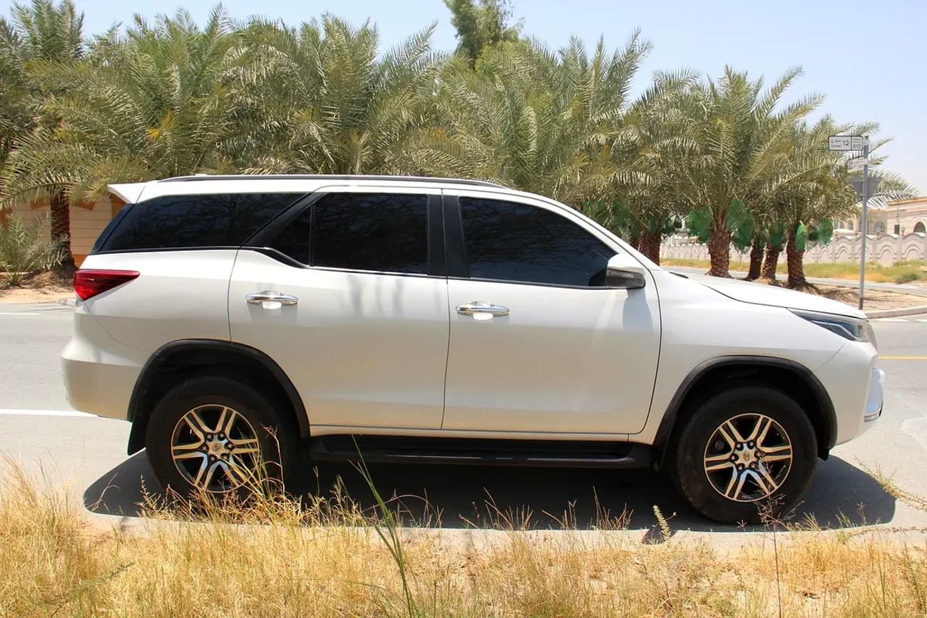 Toyota Fortuner EXR 2.7L GCC! EMI (1300x60) Loan without or with down payment