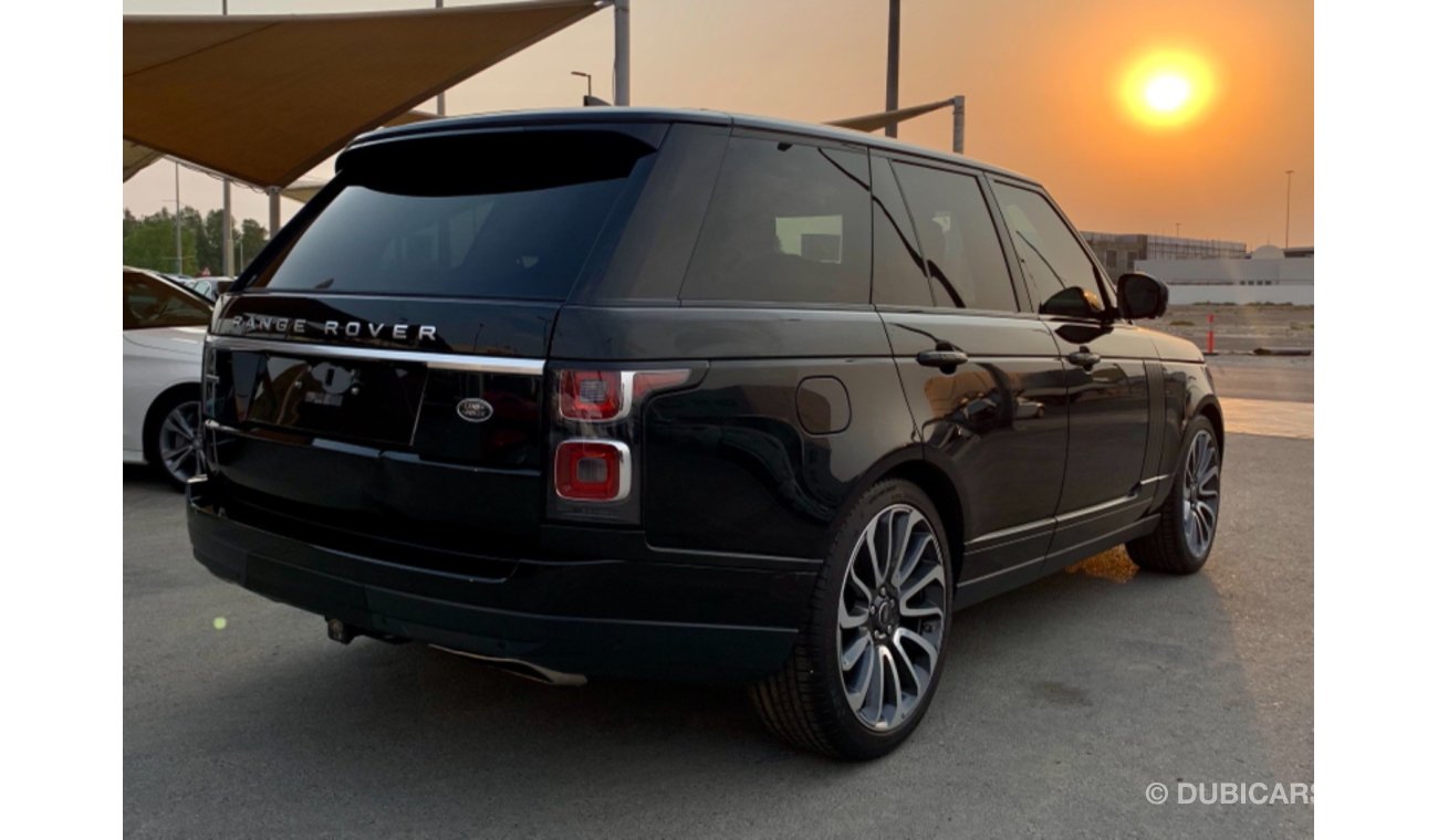 Land Rover Range Rover Vogue Supercharged Range Rover vogu super charged 2019 in very good condition   Specifications: Suction door, panoramic