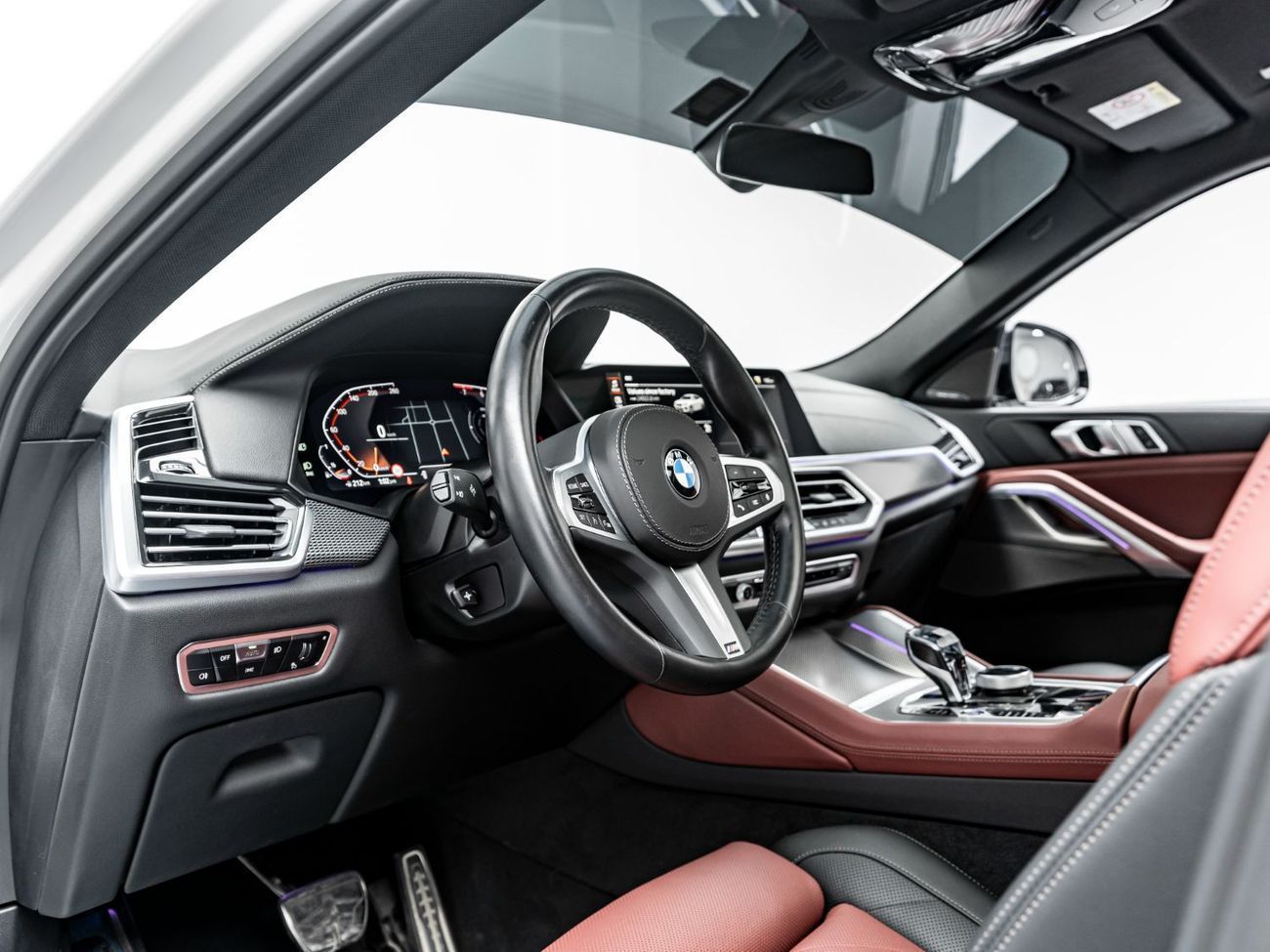 BMW X6 40i M Sport 3.0L 2023 BMW X6 xDrive40i, 2028 BMW Warranty + Service Contract, Low KMs, GCC