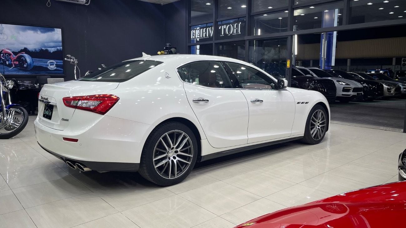 Maserati Ghibli STD