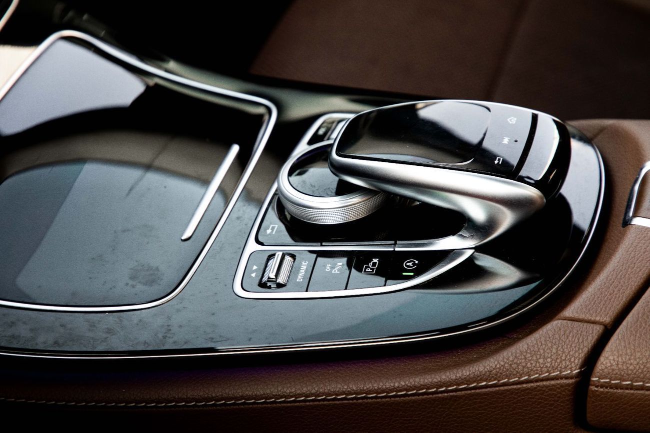 مرسيدس بنز E200 E200 | 2,487 P.M  | 0% Downpayment | ONE OWNER!