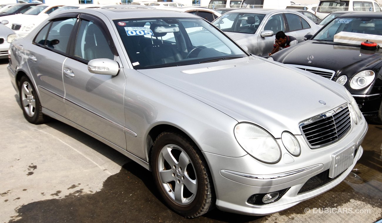 Mercedes-Benz E 320