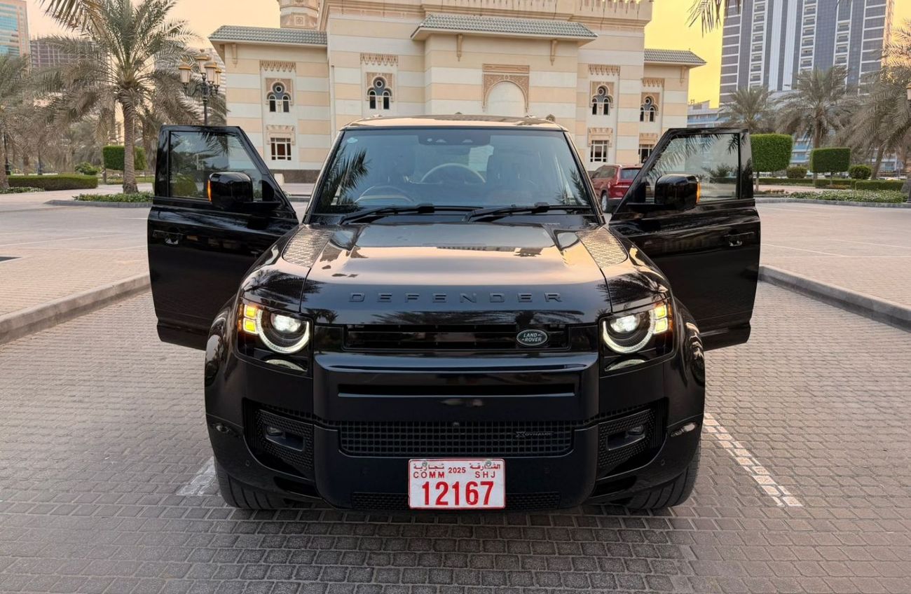 لاند روفر ديفندر diesel 3.0 liter ,right hand ,automatic