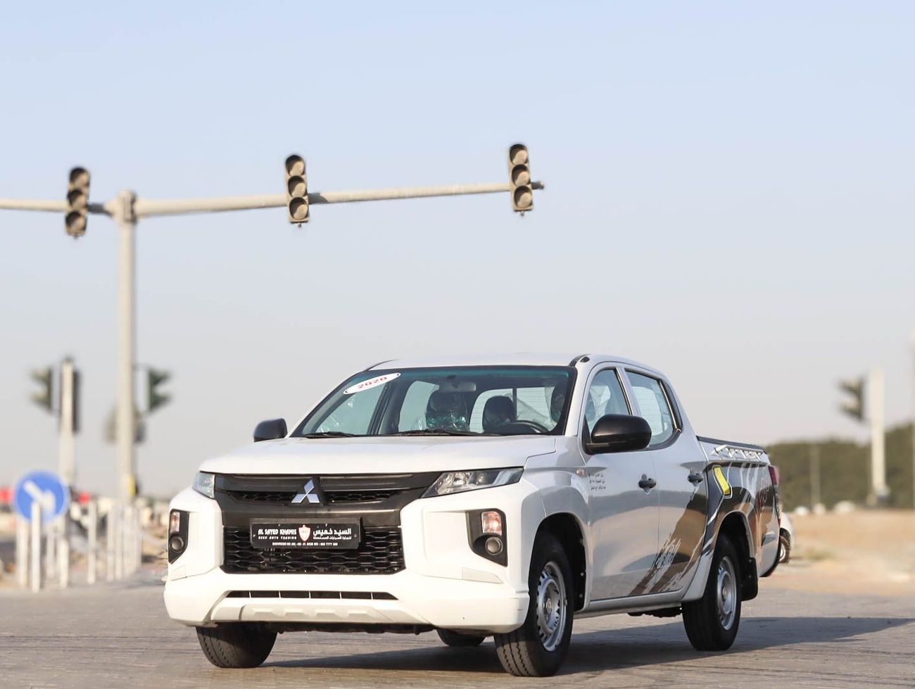 Mitsubishi L200 GL 2.4L (128 HP) Double Cab Utility Mitsubishi L200 2.4 L RWD 2020 GCC accident-free in excellent co