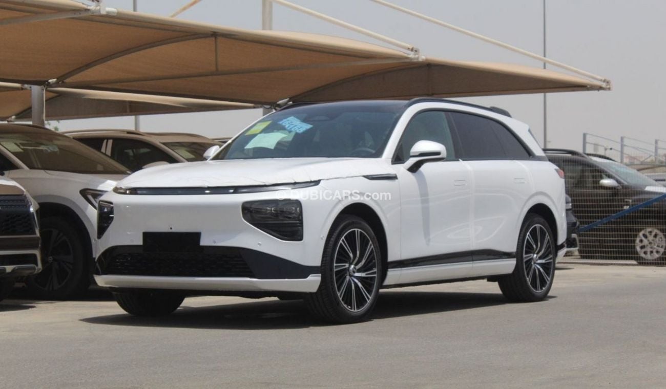 Xpeng G9 702 PRO (English Version) EV Available for export outside GCC