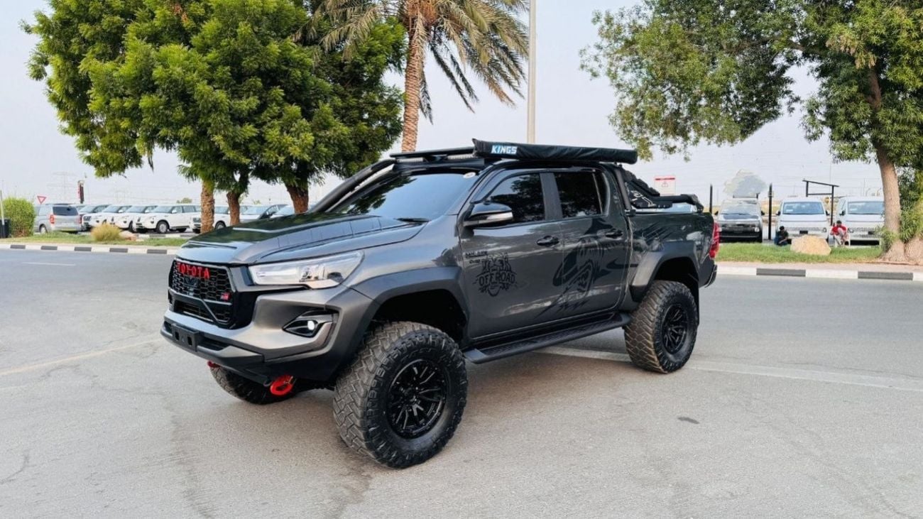 تويوتا هيلوكس -