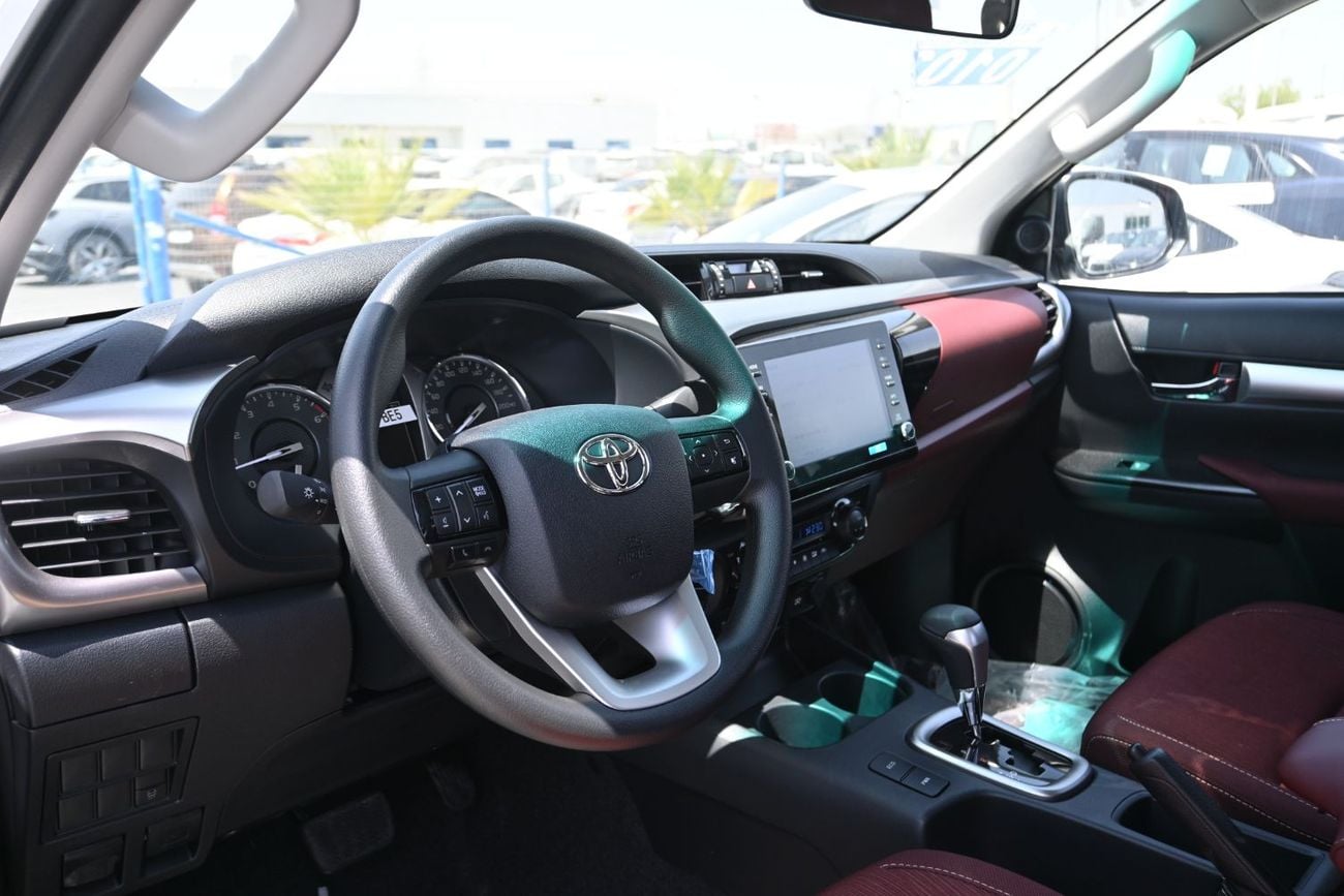 تويوتا هيلوكس Toyota Hilux SR5 GLXS 2.7L Petrol, Automatic 4WD, Model 2025, Color White