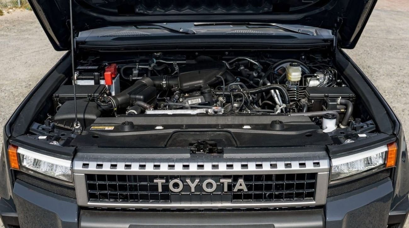 Toyota Prado GXR 250 TXL 2.7P AT LIMITED – GREY