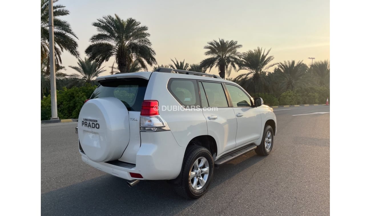 Toyota Prado TOYOTA PRADO Model 2011 GCC  option Excellent Condition