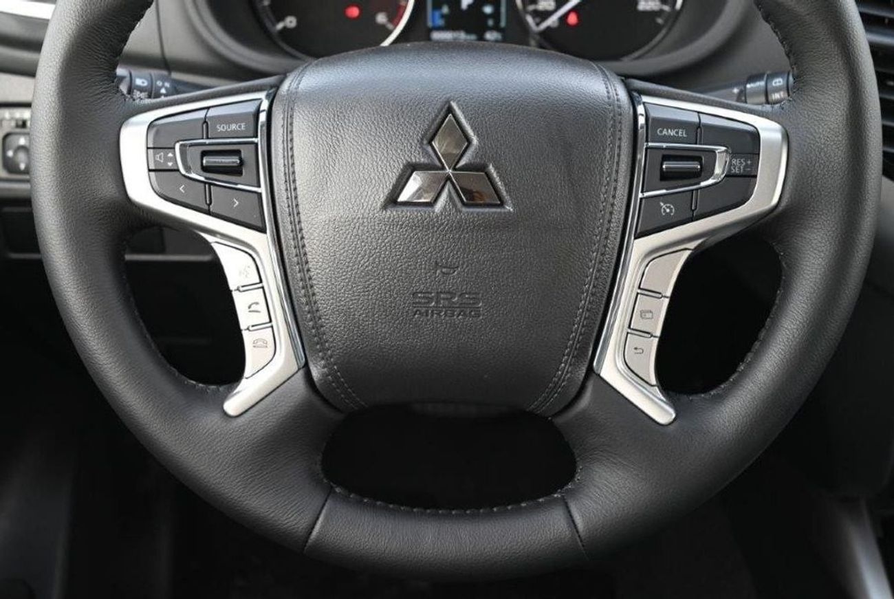 ميتسوبيشي باجيرو سبورت SPORT 2.5L DIESEL 7 SEATER AT