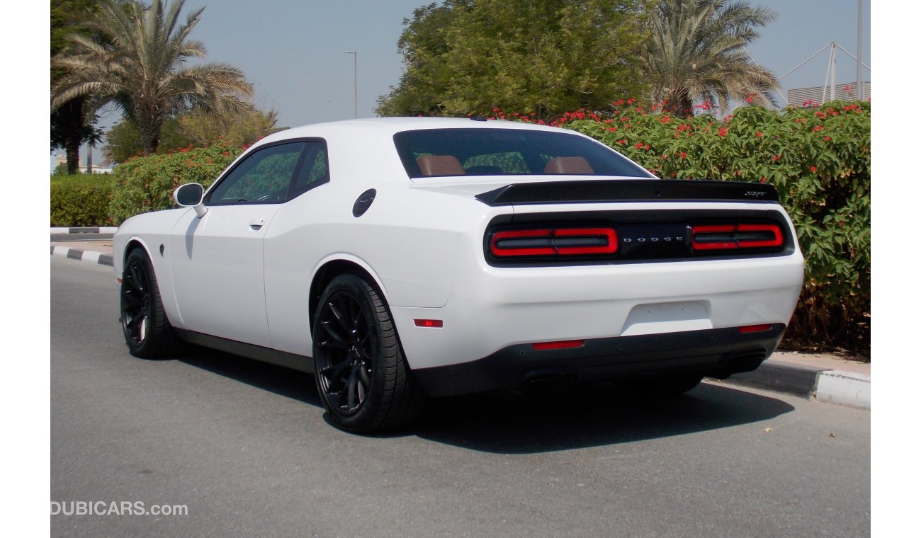 Dodge Challenger 2016 # SRT® HELLCAT # 6.2L Supercharged HEMI® V8 707 HP # AT # Harman Kardon #