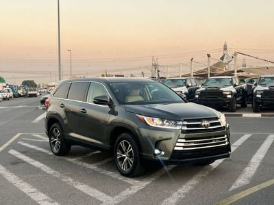 Toyota Highlander 2019 Toyota Highlander Le Plus 3.5L V6 - Rear Camera - 7 Leather Seat- Auto Trunk