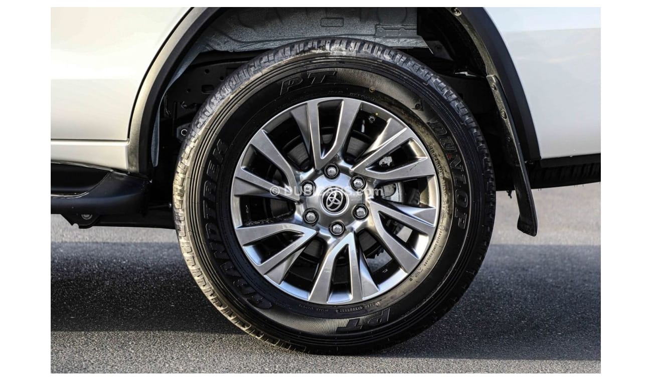 تويوتا فورتونر Get 2023 Toyota Fortuner 4X4 2.8 18'I AL - Platinum White inside Chamois