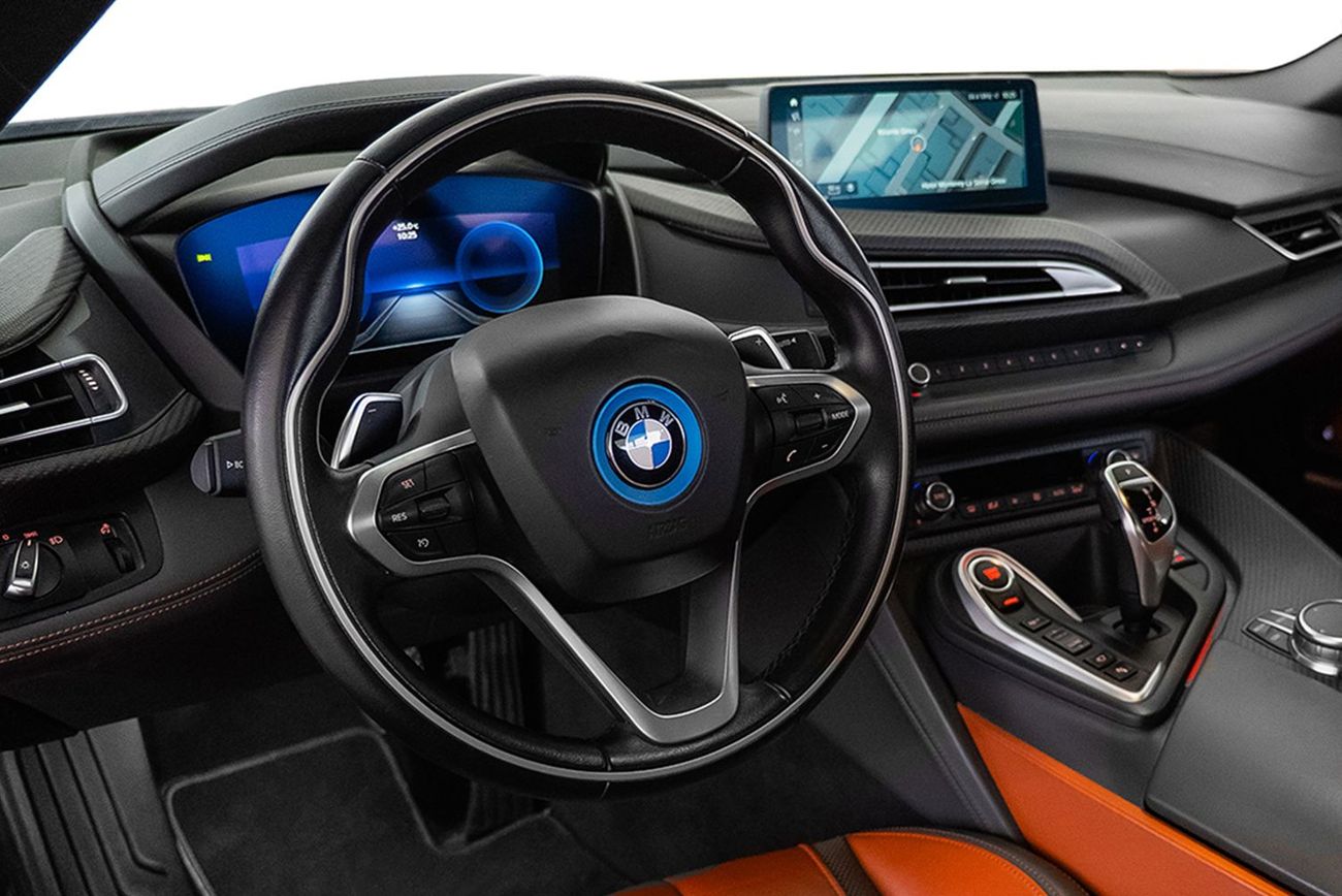 بي أم دبليو i8 Plug-In Hybrid 1.5L