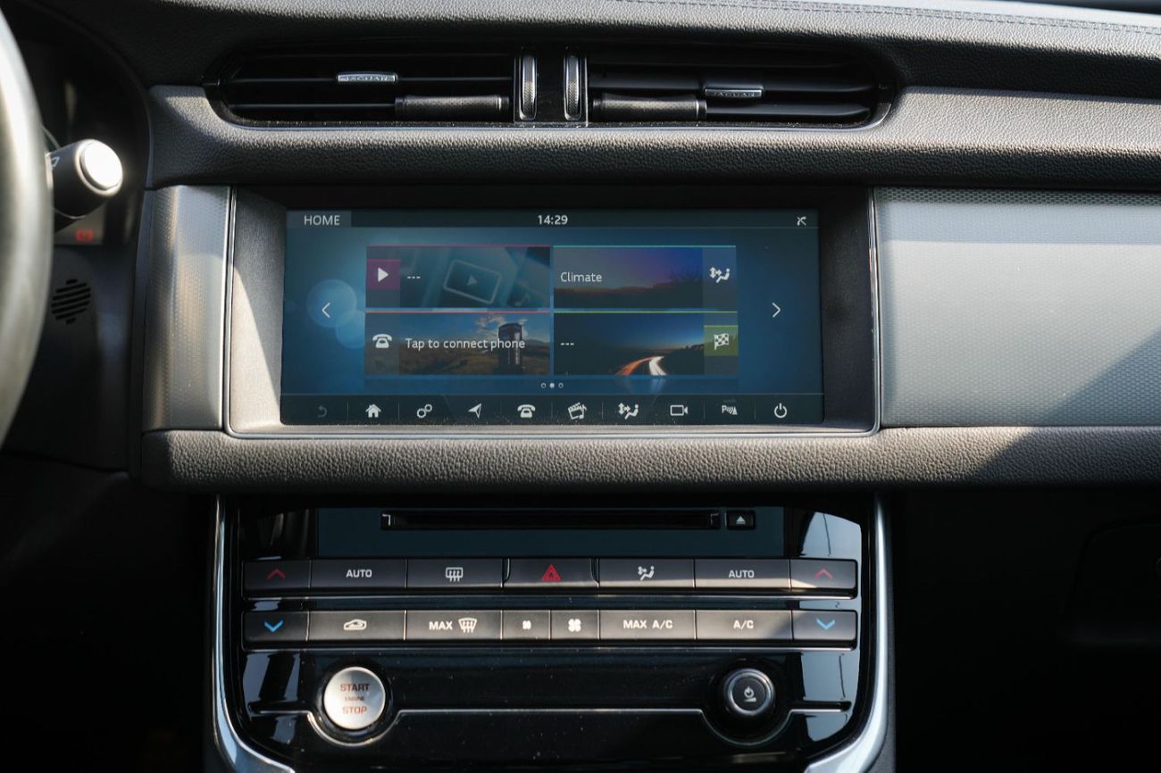 جاكوار XF 25T 2017!! GCC SPECS