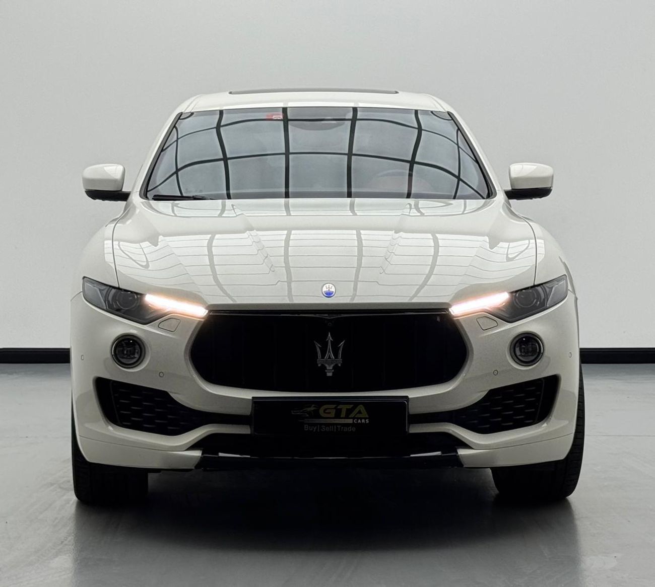 Maserati Levante S 3.0L (424 HP) 2017 Maserati  Levante S, Service History, Excellent Condition, Low Km, GCC