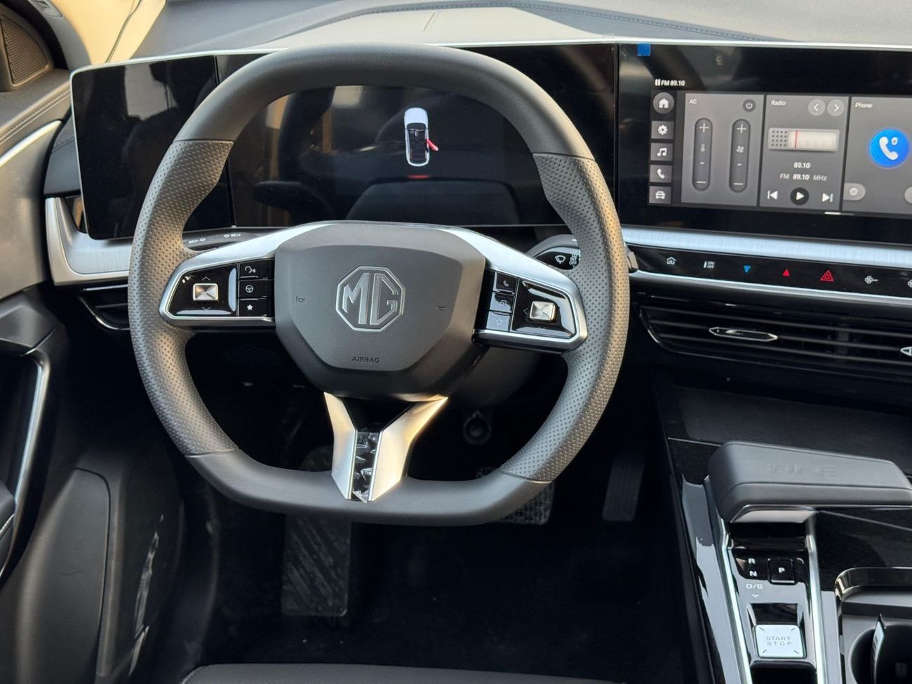 أم جي وان STD 1.5L Petrol FWD 2024 Export Price @ 50,500 AED