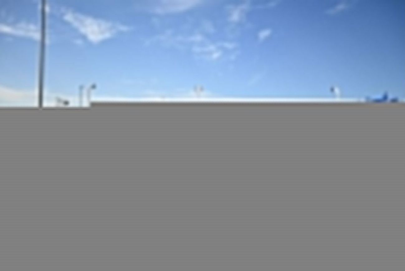 Golden Dragon XML6502E Golden Dragon XML6502E-P 2.2L Petrol, VAN, 4 Doors, Manual Transmission, Manual Window, 15 Seats, Co