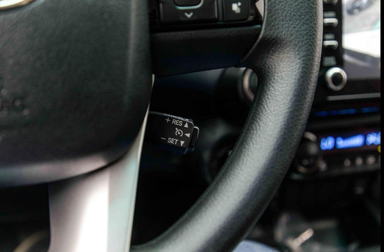 تويوتا هيلوكس 2025 Toyota Hilux DV DC 2.4L AT Diesel (White)