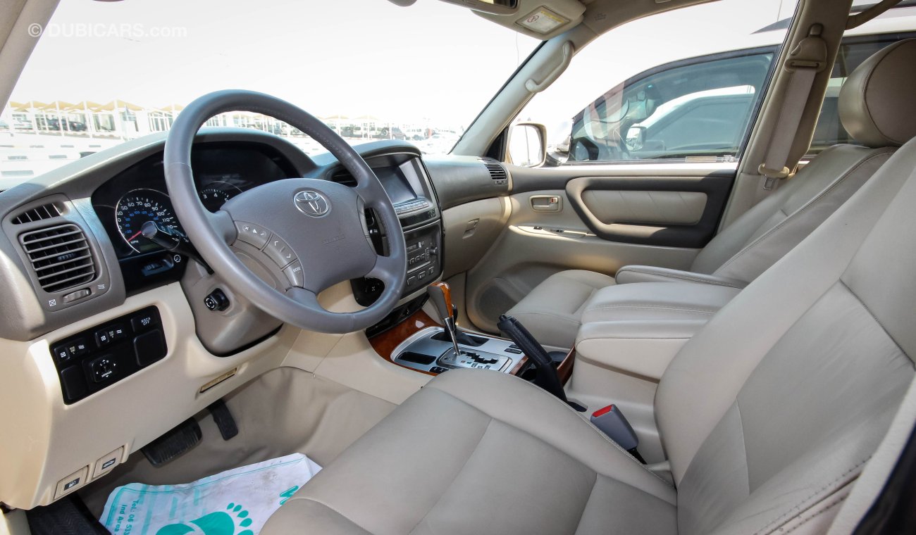 Toyota Land Cruiser V8