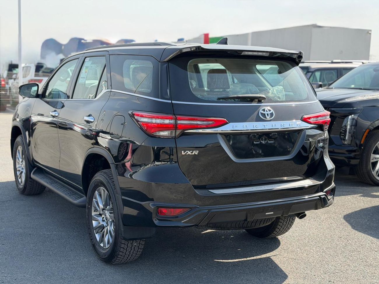 تويوتا فورتونر 4.0L VXR V6 PETROL AUTOMATIC TRANSMISSION