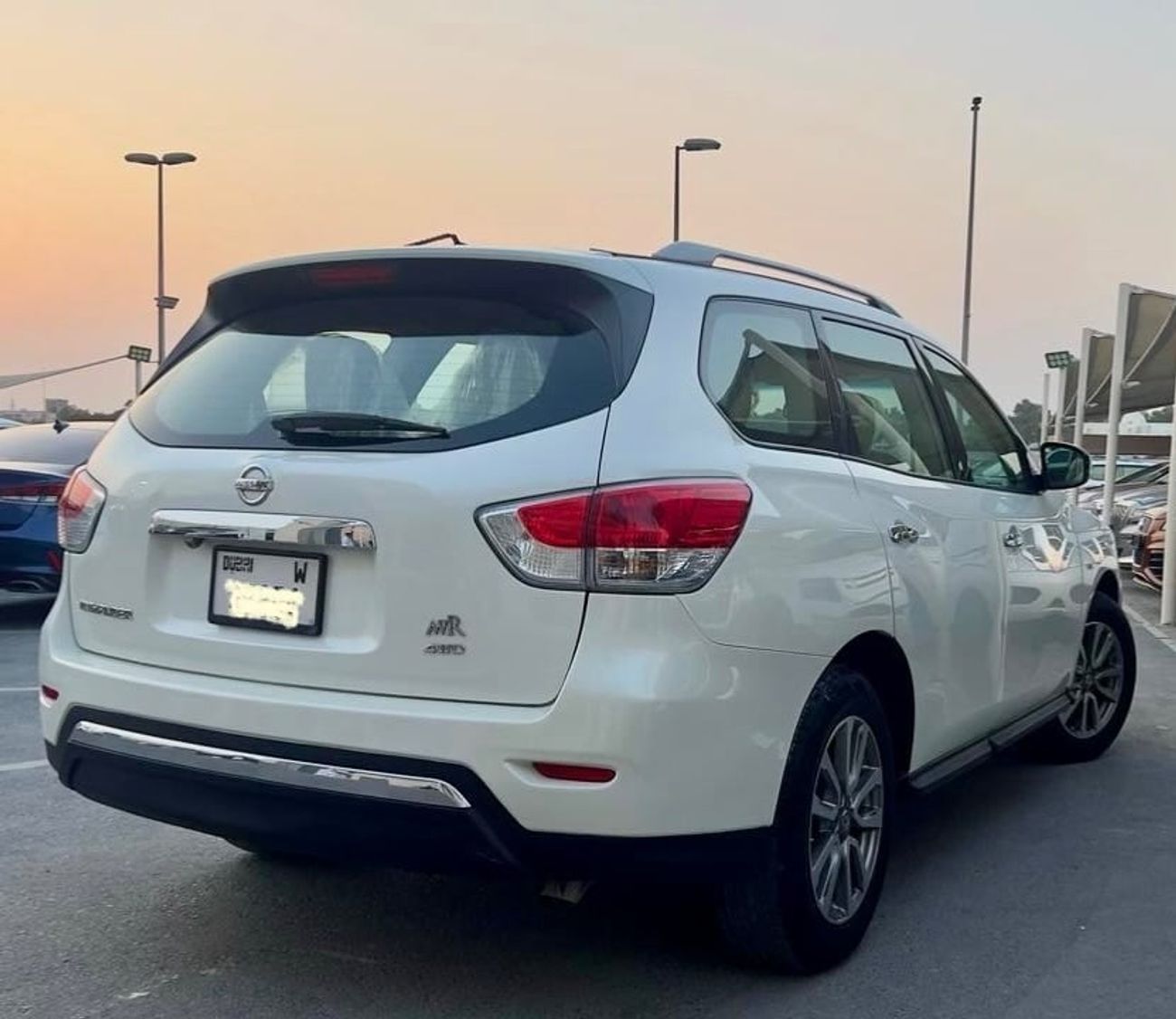 نيسان باثفايندر SL 3.5L (260 HP) 4WD