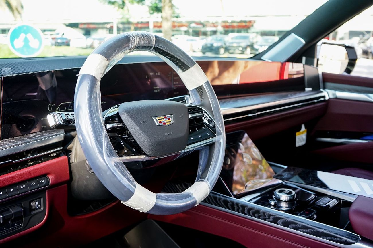 Cadillac Escalade Sport 6.2L 4WD 2025 CADILLAC | ESCALADE | SPORT LUXURY | BLACK EDITION | 36 SPEAKERS | CAPTAIN SEATS