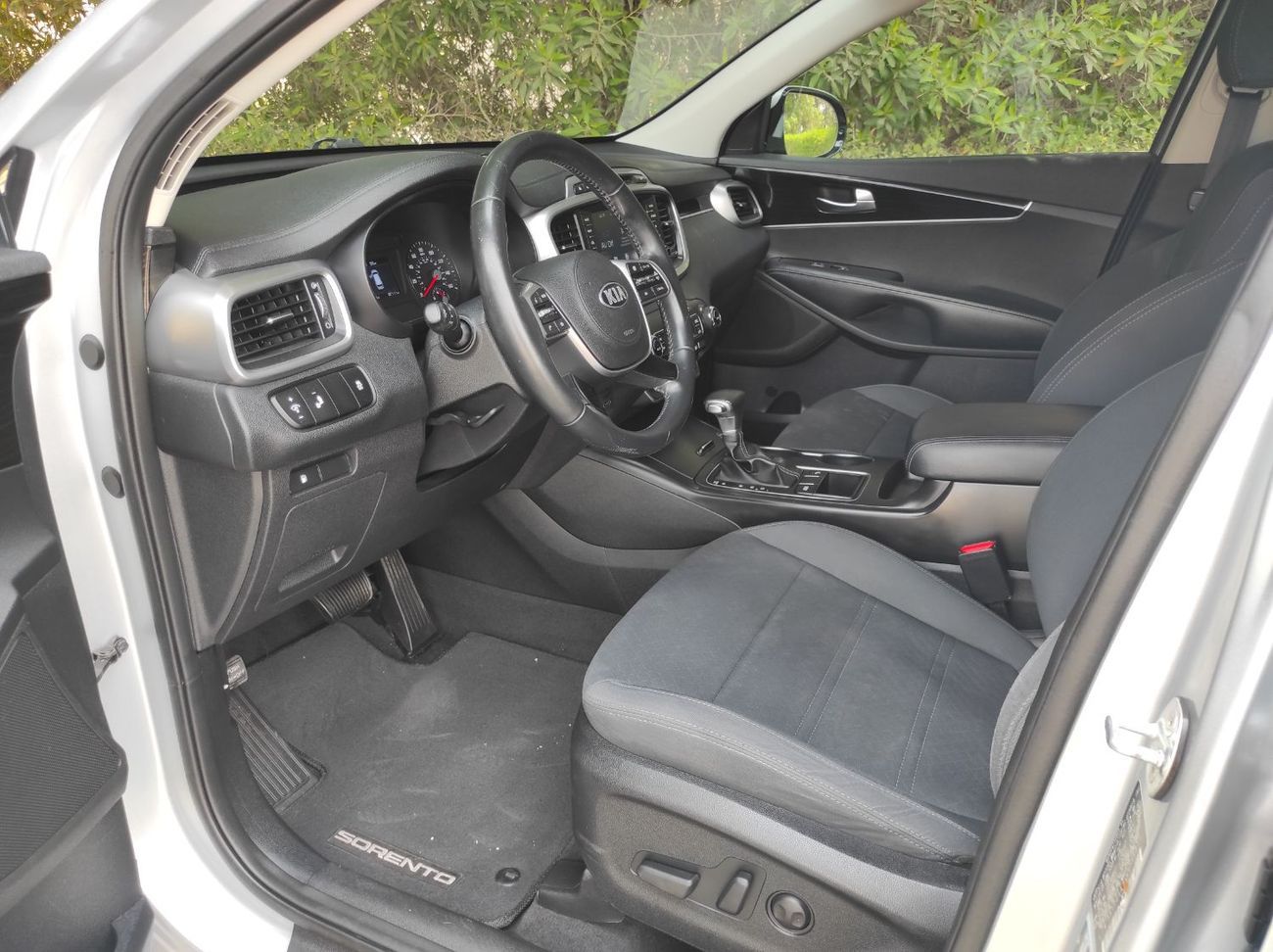 Kia Sorento Top 2.4L FWD Kia Sorrento 2019 V4 2.4L 7 seater Clean