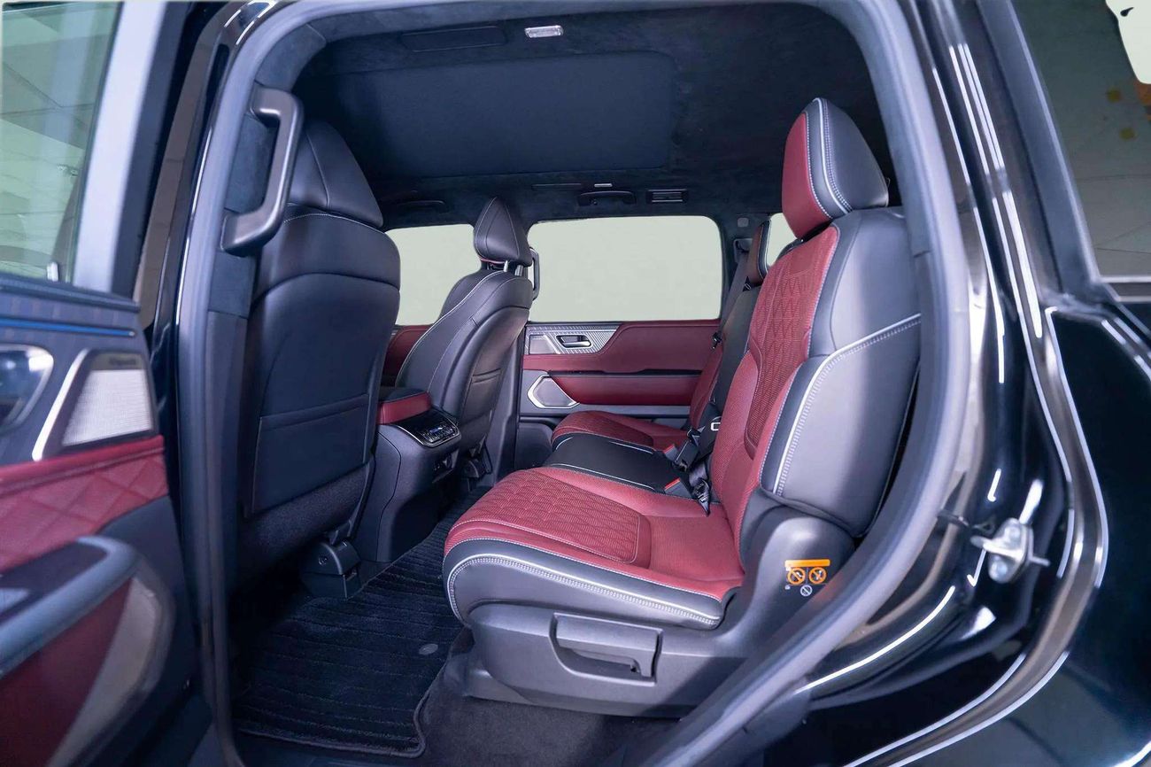 إنفينيتي QX80 AUTOGRAPH CAPTAIN CHAIRS AUTOGRAPH 3.5