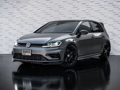 Volkswagen Golf R SPORT