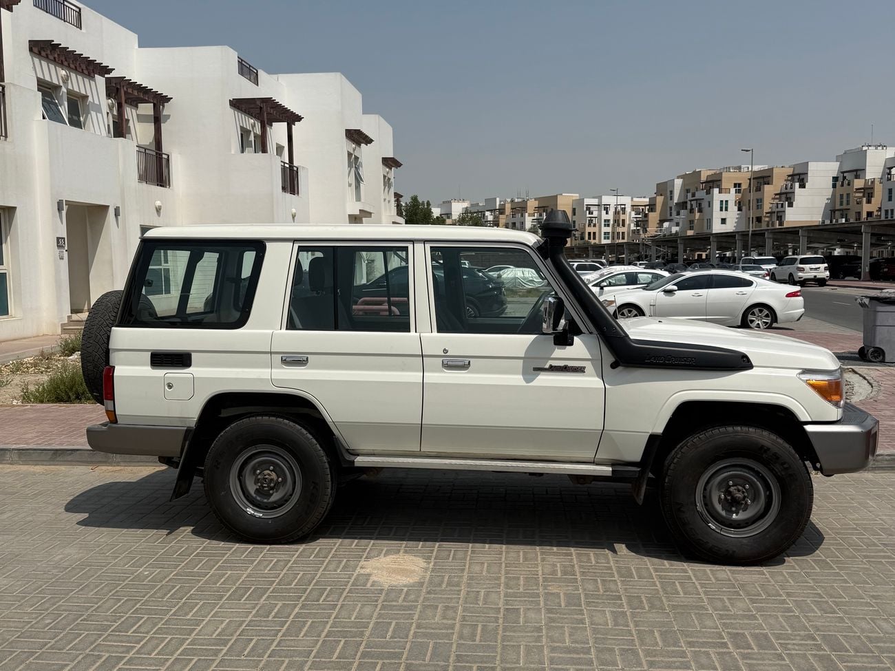 تويوتا لاند كروزر 70