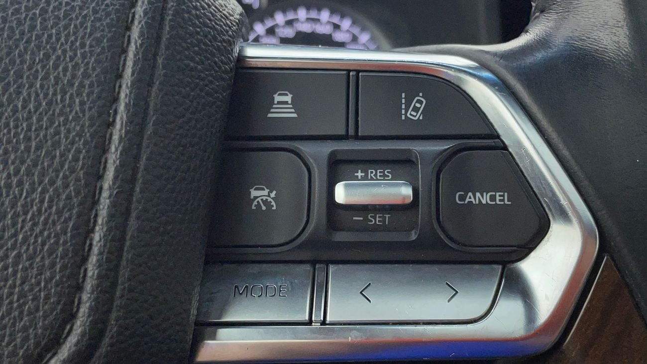 Toyota Land Cruiser GXR 4.0L 2022 GXR | AED 3161/Month | 0 DP | 30 Day Return | Warranty | Service History