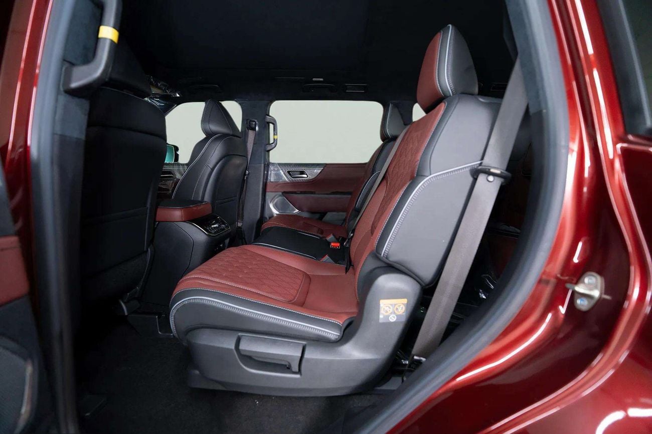 إنفينيتي QX80 AUTOGRAPH CAPTAIN CHAIRS AUTOGRAPH 3.5