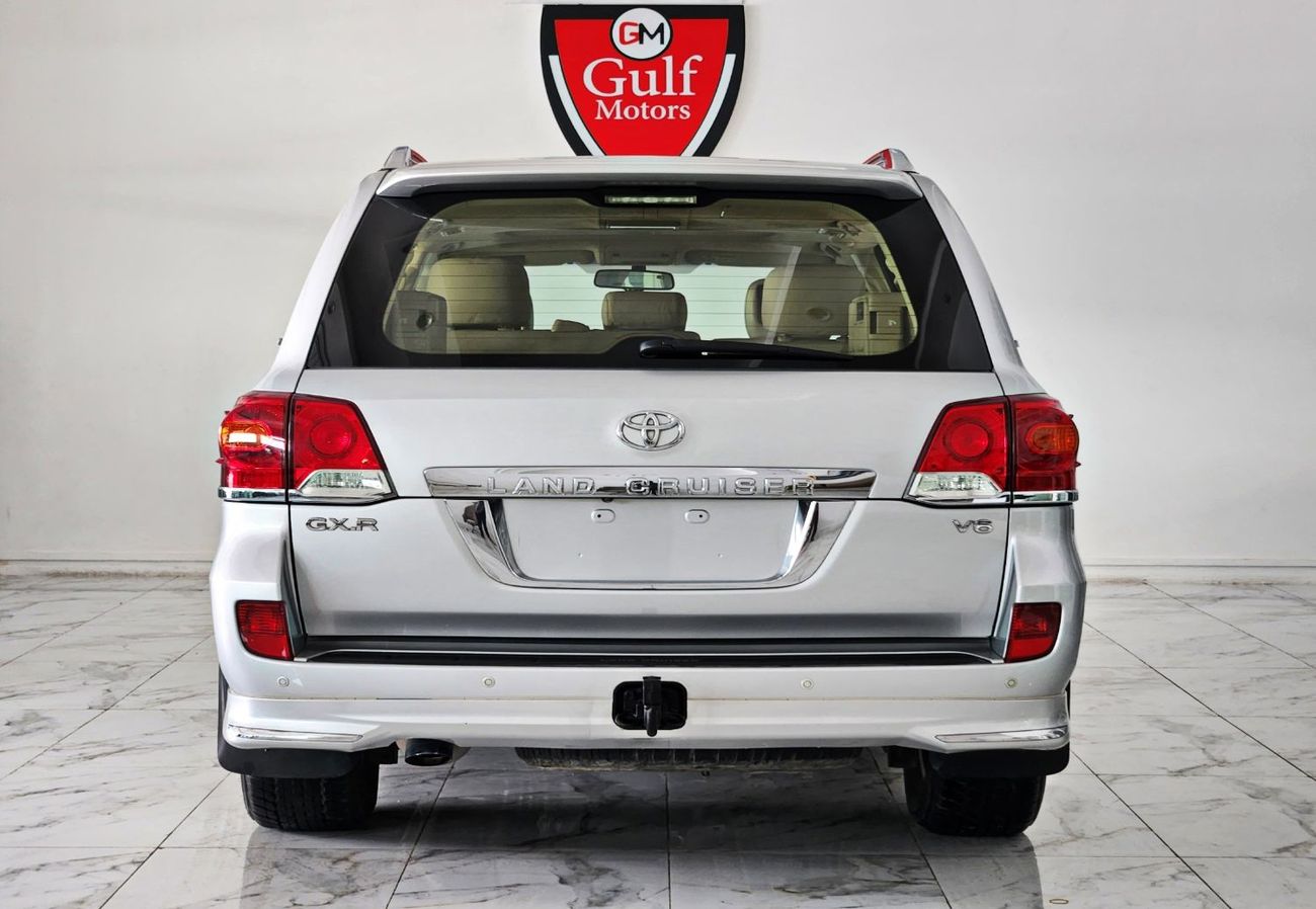 Toyota Land Cruiser GXR V6 4.0L-6CYL PERFECT CONDITION