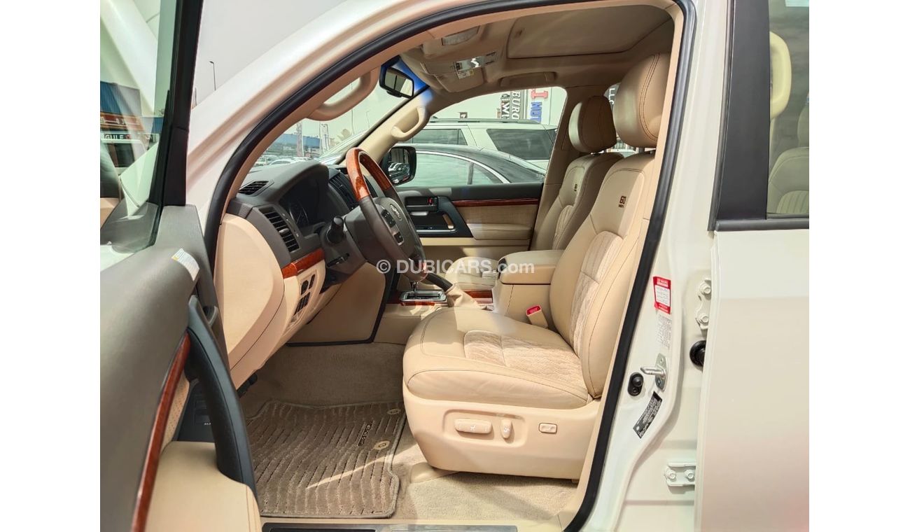 Toyota Land Cruiser GXR 60TH Anniversary V6 2015 GCC